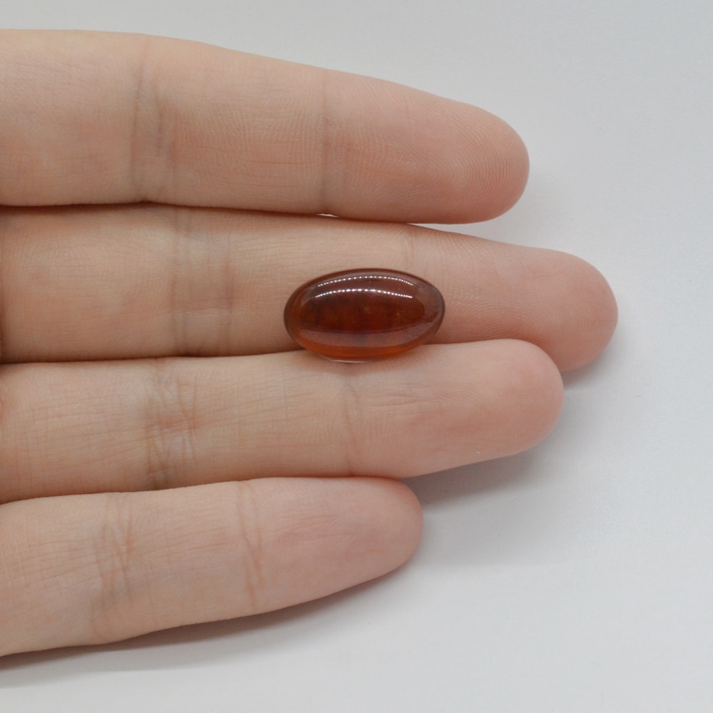 Cabochon granat hessonit 17x10x4mm c228