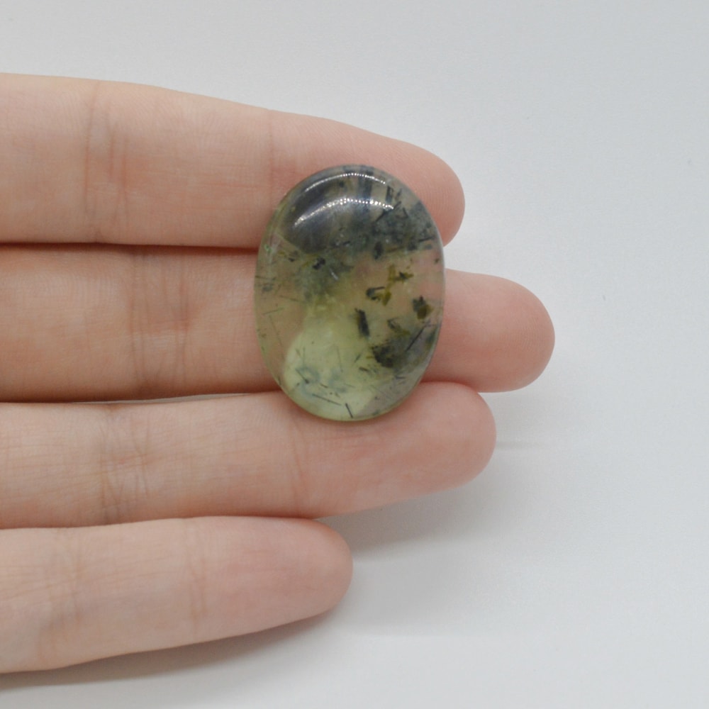 Cabochon prehnit 29x22x7mm c35