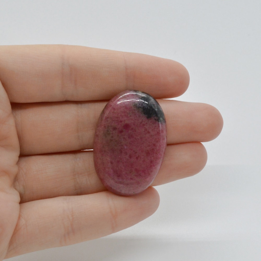 Cabochon rodonit 35x24x6mm c9