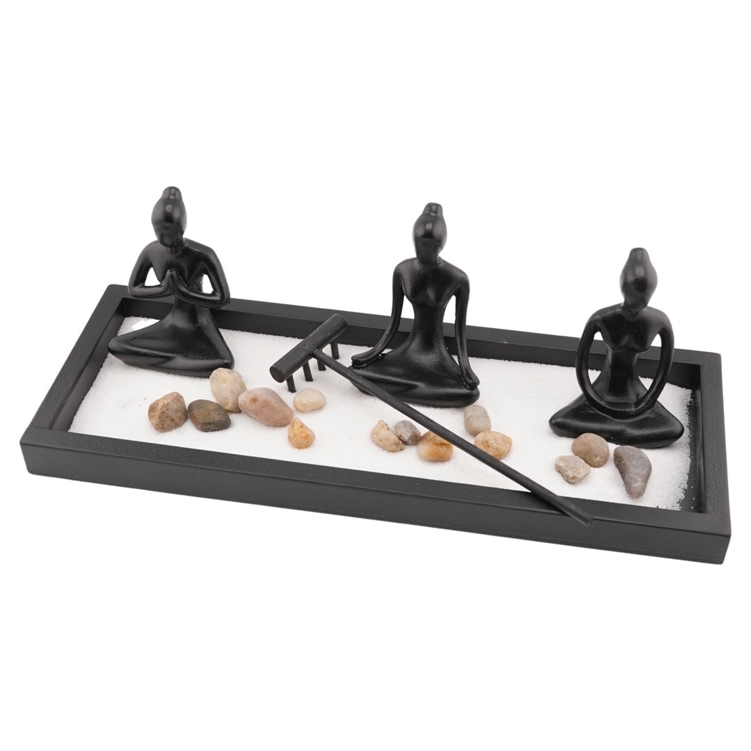Decoratiune gradina zen in miniatura suport trei statuete in mediatie si accesorii
