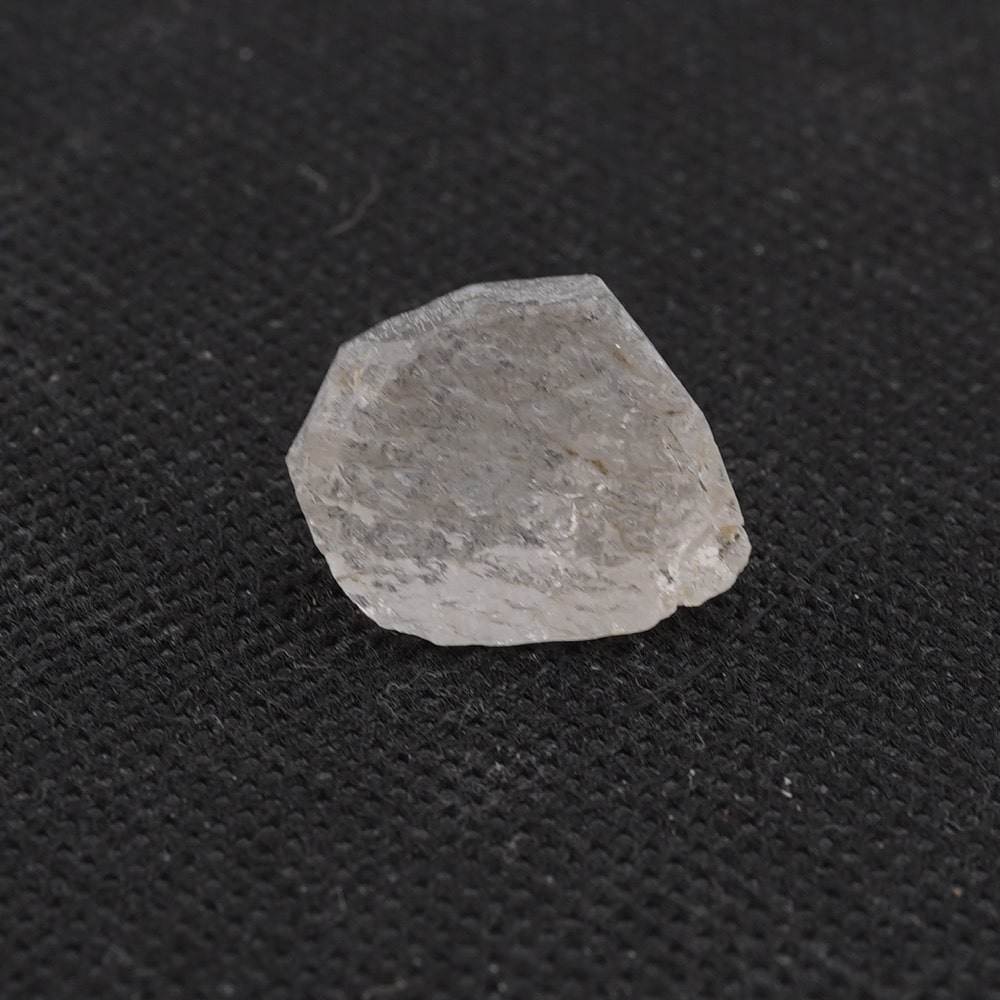 Topaz din pakistan cristal natural unicat a18
