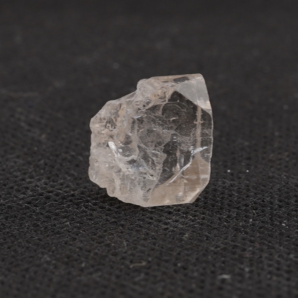 Topaz din pakistan cristal natural unicat a21