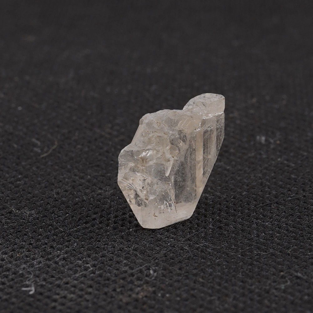 Topaz din pakistan cristal natural unicat a34