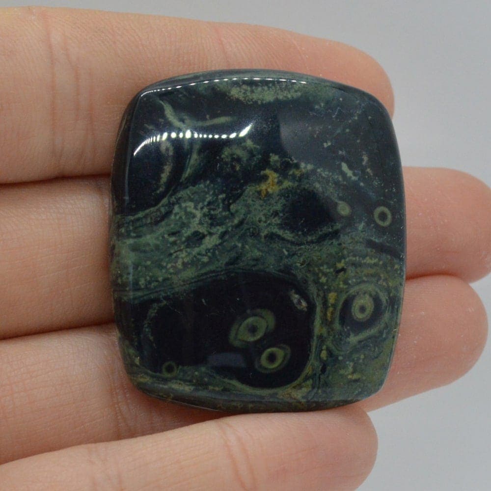 Cabochon jasp kambaba 37x32x6mm a10