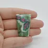 Cabochon Rubin in fucsit 36x25x7mm C38