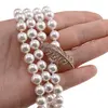 Colier reglabil cu Perle de Mallorca albe si accesoriu pana aurie, 8mm, imagine 4