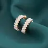 Cercei rotunzi cu surub, Perle cu baza aurie 20mm, imagine 3