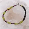 Bratara Peridot discuri fatetate 5mm cu Granat si Onix negru mat sfere 3-4mm, imagine 2