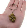 Breloc ciorchine cu pietre chips Peridot, imagine 3