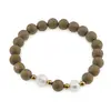 Bratara pe elastic Perle de cultura, bumbi aurii si Cuart druzy electroplacat auriu sfere 8mm