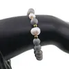 Bratara pe elastic Perle de cultura, bumbi aurii si Cuart druzy electroplacat gri sfere 8mm, imagine 3