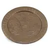 Farfurie rotunda vintage din alama gravata, scena cu palmieri si animale, 20cm