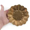 Farfurie decorativa vintage din alama, model floral in relief auriu, 12,5cm, imagine 3