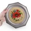 Tava vintage din metal octogonala cu broderie florala mac rosu, 21cm, imagine 3