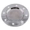 Farfurie metalica decorativa vintage cu decupaje in forma de stele, 13cm