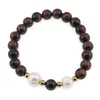 Bratara pe elastic Perle de cultura, bumbi aurii si Ochi de taur sfere 8mm