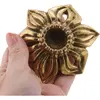 Sfesnic vintage din alama, model floare masiva - 8,5cm, imagine 3