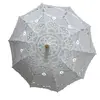 Umbrela alba din dantela brodata, accesoriu elegant pentru mirese, sedinte foto si evenimente speciale, imagine 3