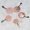 Pandantiv opal roz patrat fatetat 15mm