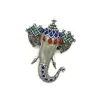 Brosa cap de elefant colorat cu cristale, model 1