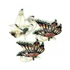 Brosa fluture colorat din metal, model 2