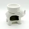 Vas aromaterapie din ceramica, elefant mic cu trompa ridicata - alb