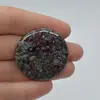 Cabochon eudialit 36x36x5mm A10