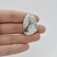 Cabochon Magnezit 31x22x5mm C90