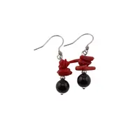 Cercei cu agatatoare Obsidian negru sfera 8mm si Coral rosu freeform