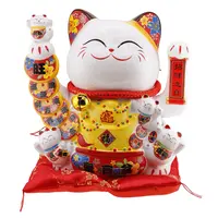 Pisica norocoasa Maneki Neko din ceramica pe perna cu puiuti - 27cm