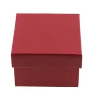 Cutie pentru cadou rosie cu perna - 8x8,5cm