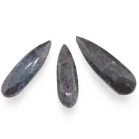 Briolete fatetate Rubin in kianit - Long Teardrop, 3 buc