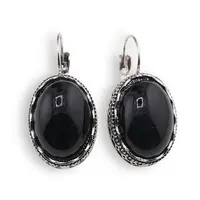 Cercei cu agatatoare model oval cu montura argintie, Onix - 20mm