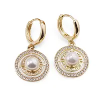 Cercei din cupru placat cu aur galben 18k, model rotund cu perla si zirconii Cercei din cupru placat cu aur galben 18k, model rotund cu perla si zirconii