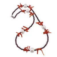 Colier Granat sfere 3mm, Perle de Cultura 10mm si Coral freeform 6-18mm