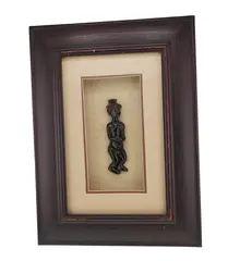 Tablou cu rama din lemn silueta africana rugandu-se, 36cm x 27cm