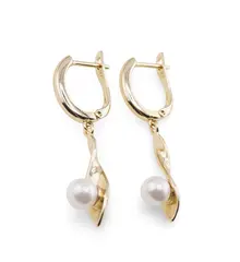 Cercei din cupru placat cu aur galben 18k, model rasucit cu Perla