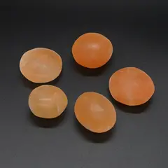 Selenit alb orange oval slefuit, 4-5cm