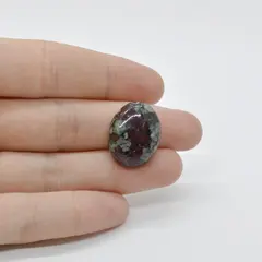 Cabochon Eudialit 21x17x6mm C37