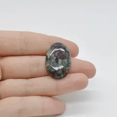 Cabochon Eudialit 28x19x6mm C41