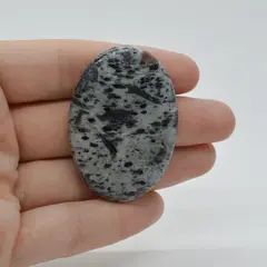Cabochon Hornblend 47x33x6mm C28