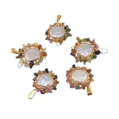 Pandantiv cu Turmalina multicolora, sidef si montura aurie, 3cm