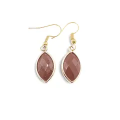 Cercei cu agatatoare Goldstone oval ascutit cu montura aurie, 22mm