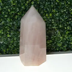 Turn / Obelisc din Cuart roz, A13