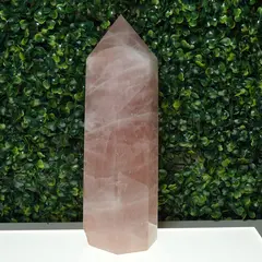 Turn / Obelisc din Cuart roz, A20