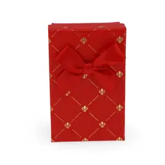 Cutie pentru cadou dreptunghiulara rosie cu motive regale, 8x5cm