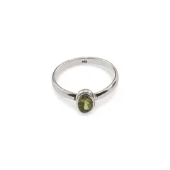 Inel din argint 925, model clasic cu cristal natural oval - Peridot masura 61