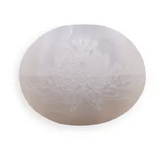 Selenit palmstone gravat cu floare de lotus, 6-7cm