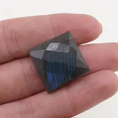 Cabochon Labradorit fatetat 20x20x8mm F51