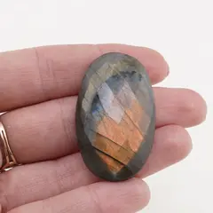 Cabochon Labradorit fatetat 41x25x8mm F120